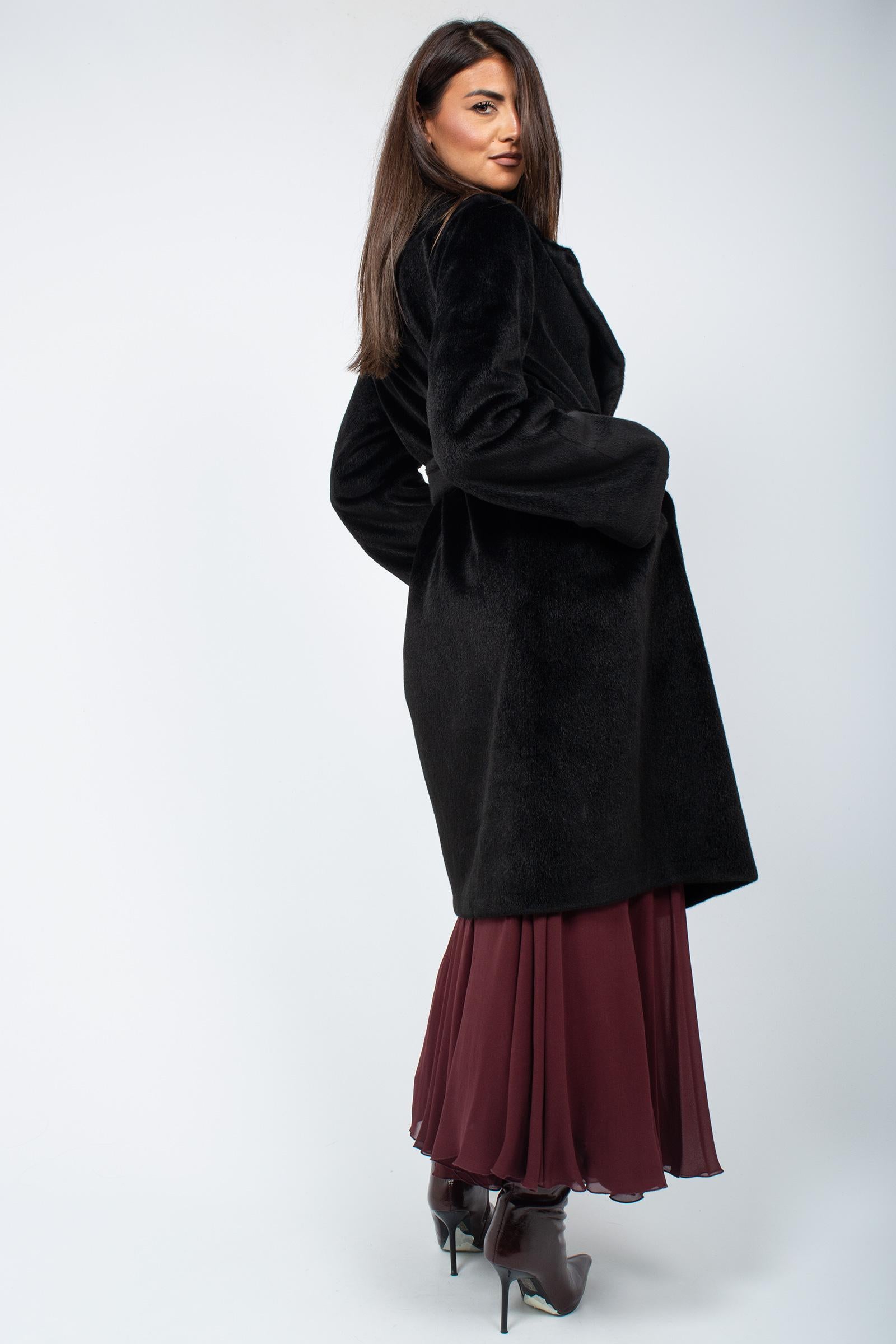 giacca in ecopelliccia PL326VELVET NERO SANGERMANO
