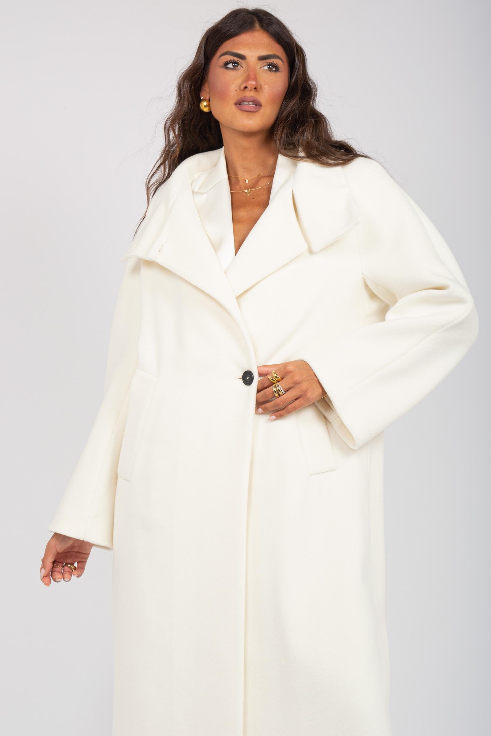 cappotto con collo alto in panno di lana A26032000 201 MOUCHE