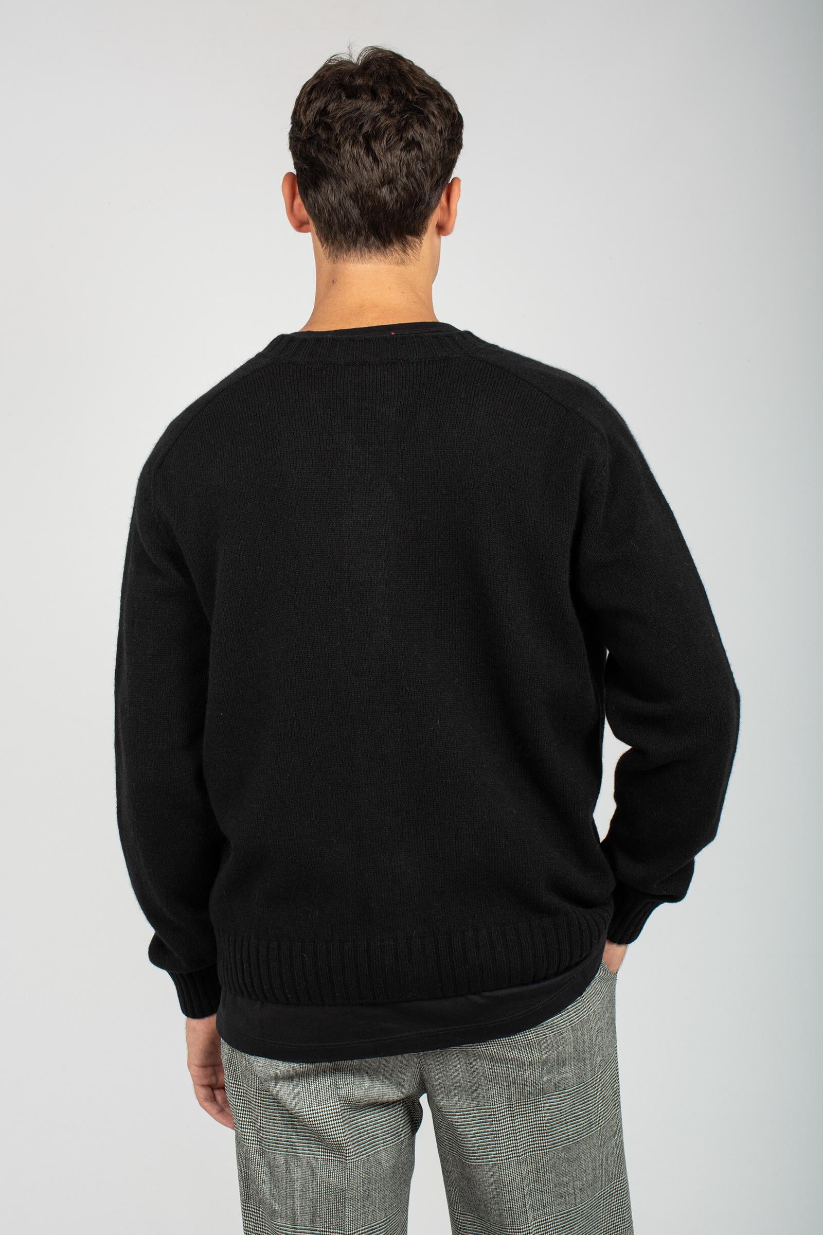 cardigan chanel in lana B9F0022 NERO AMARANTO