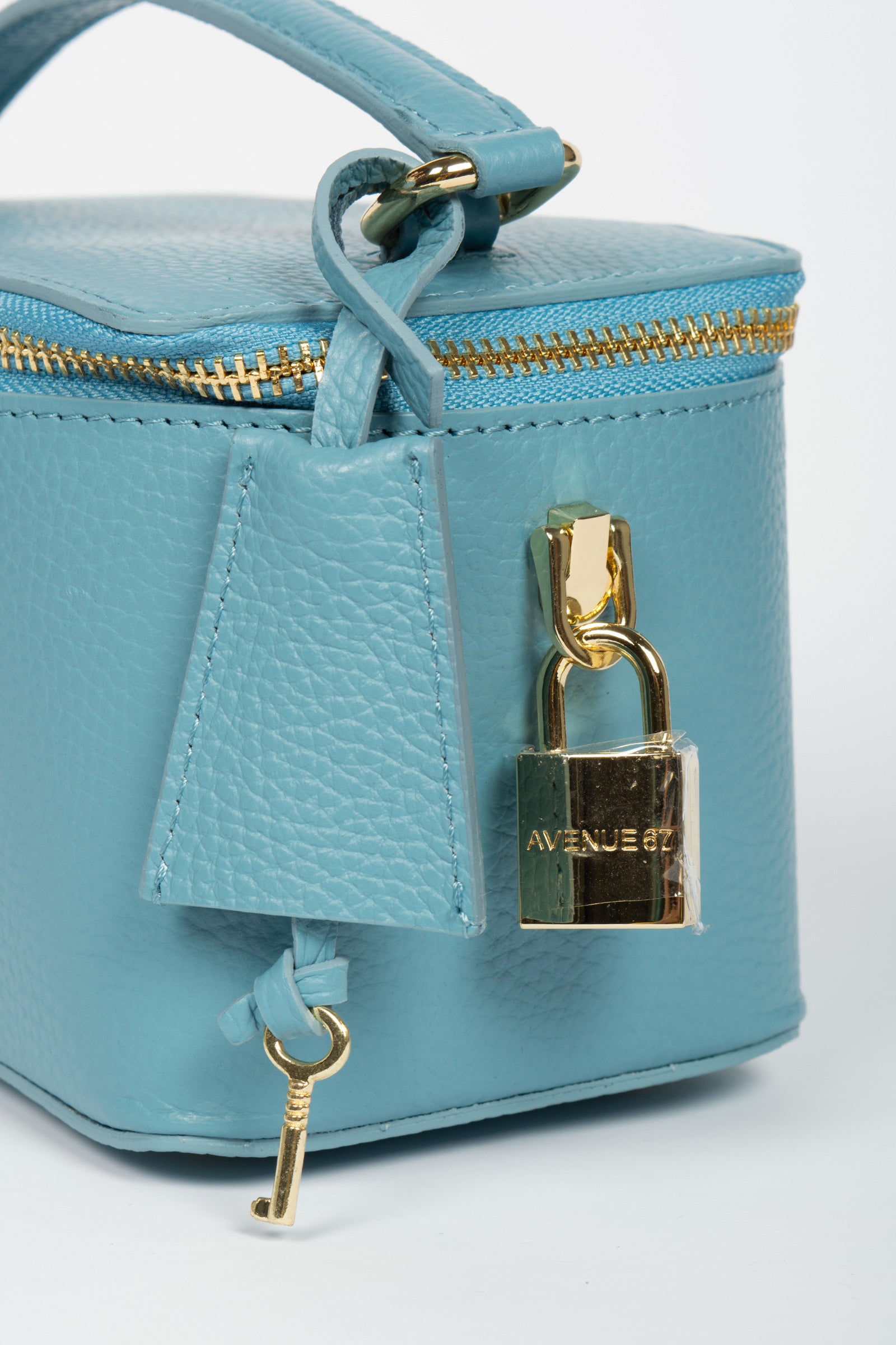 beauty in nappa martellana 'iman' IMANDOLLARO AZZURRO AVENUE 67 