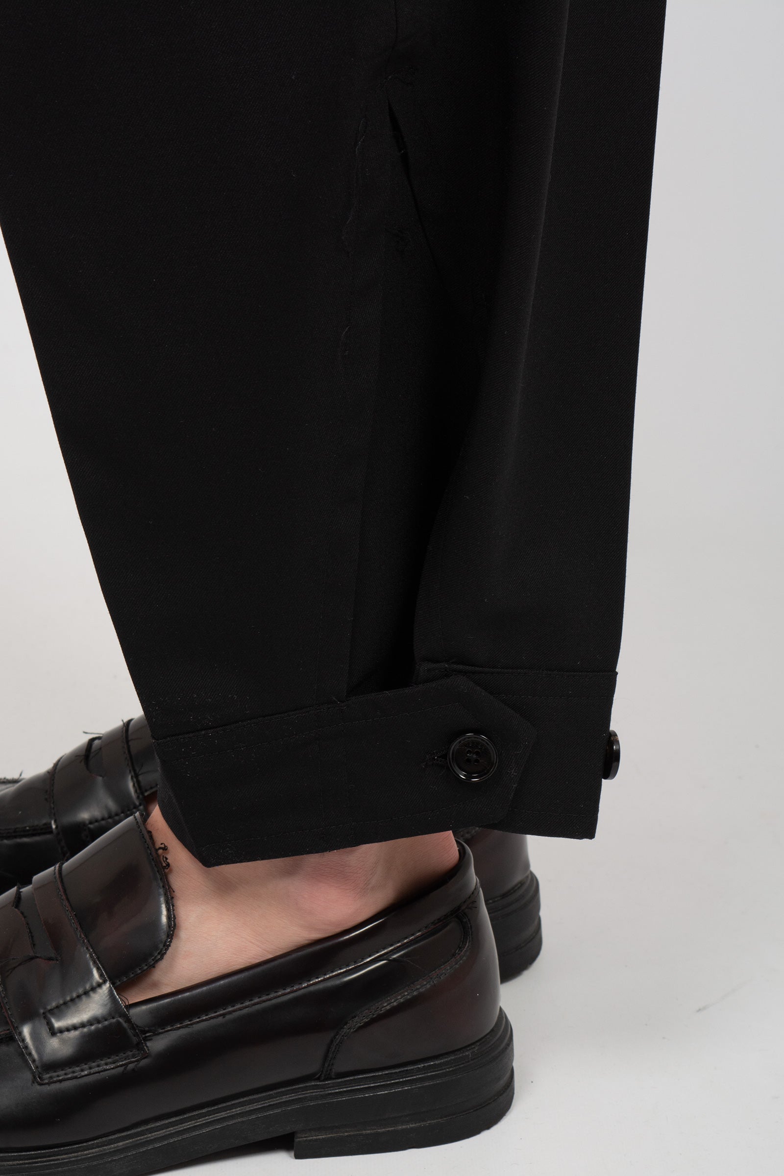 pantalone con bottoni sul fondo 'peter' PETERSMPS26 NERO BE ABLE 