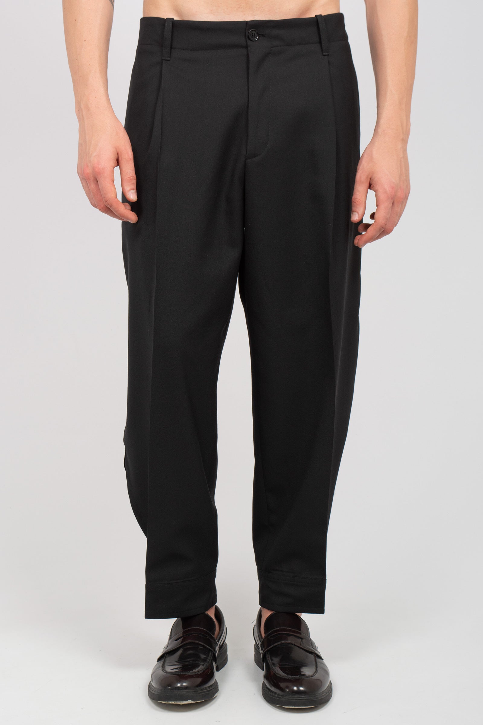 pantalone con bottoni sul fondo 'peter' PETERSMPS26 NERO BE ABLE 