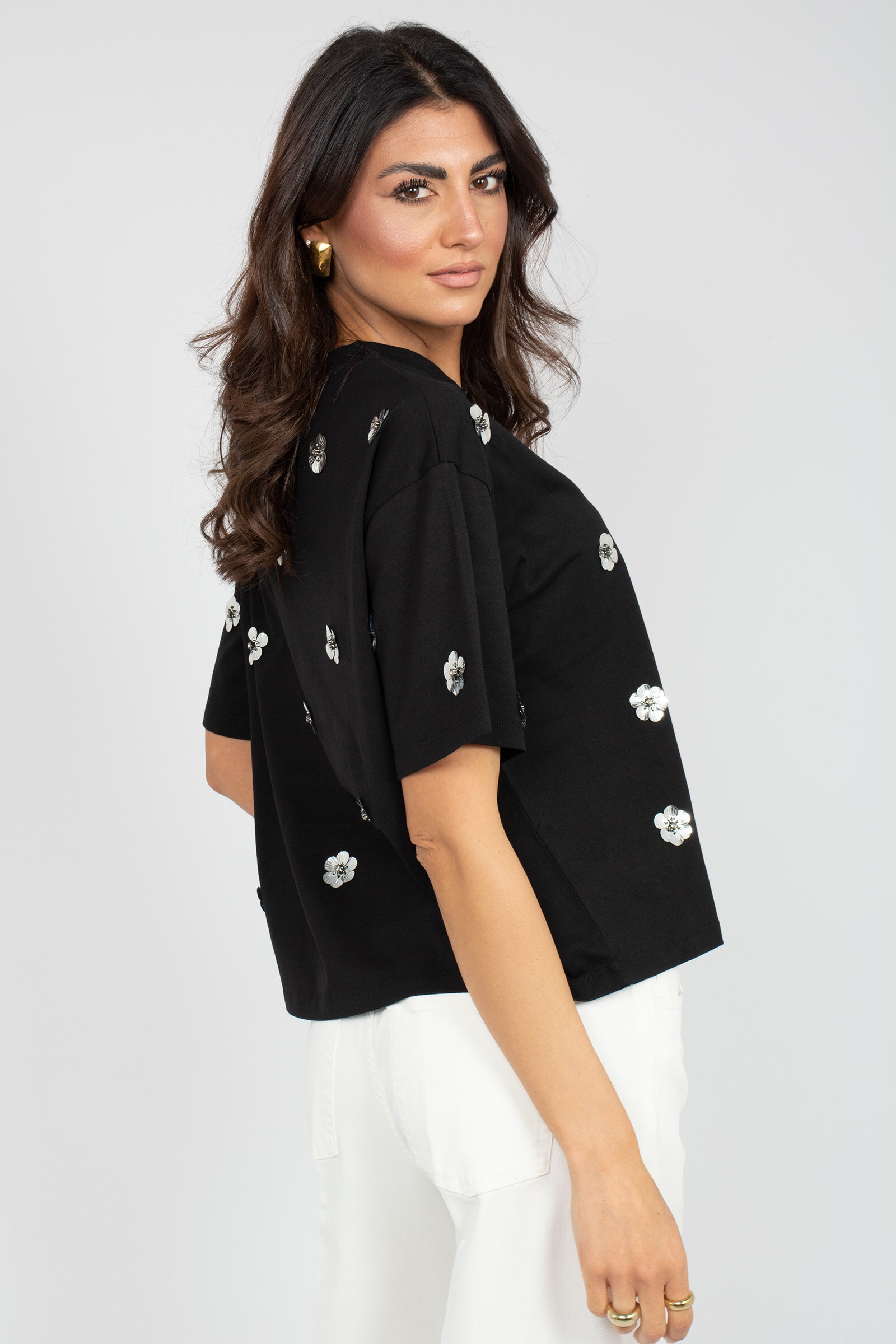 t-shirt in cotone con applicazioni G053R000658N 33 DIANA GALLESI 