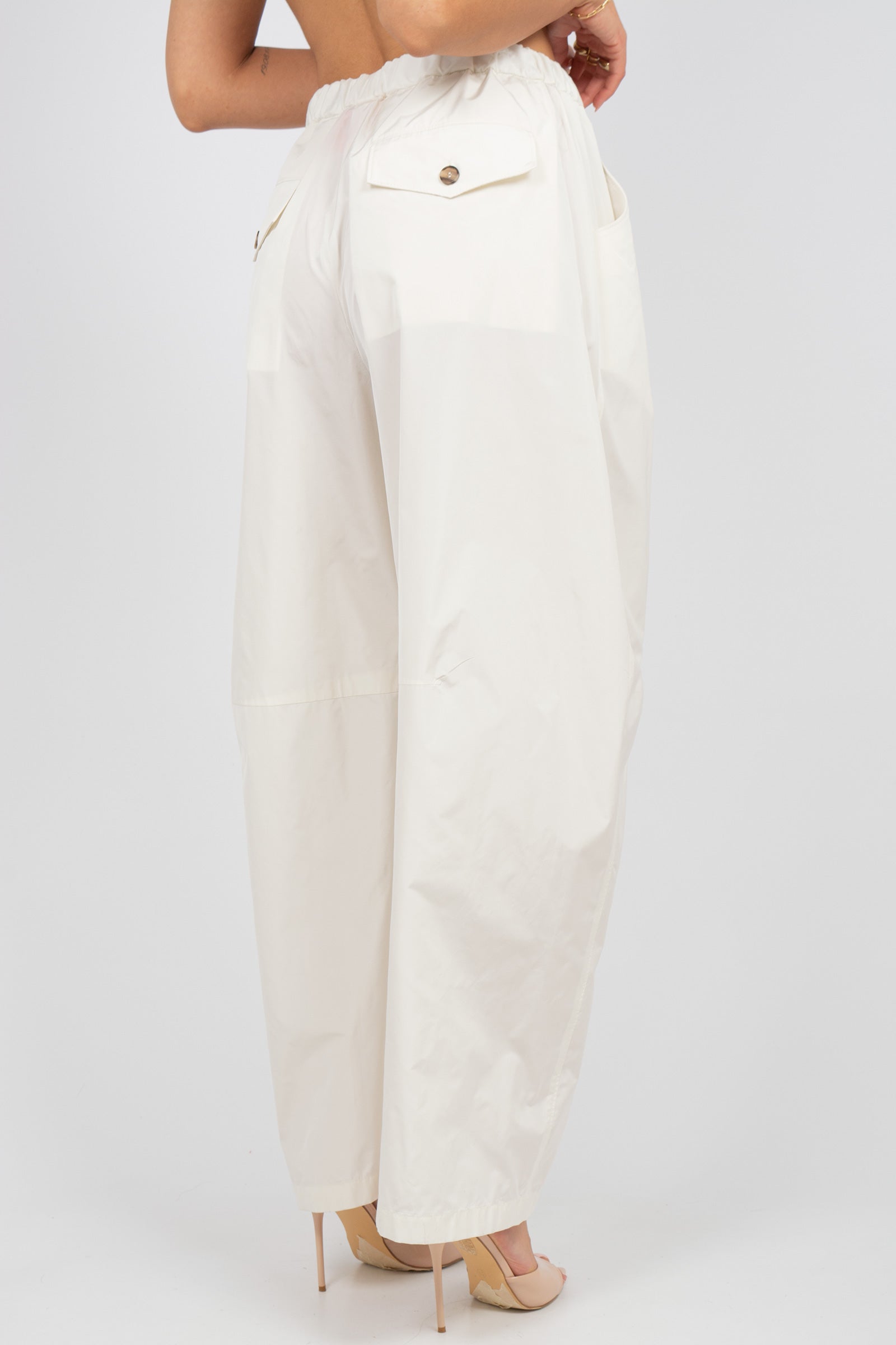 pantalone in taffeta 26SMCP25626SPL138 03001 MAISON COGO 