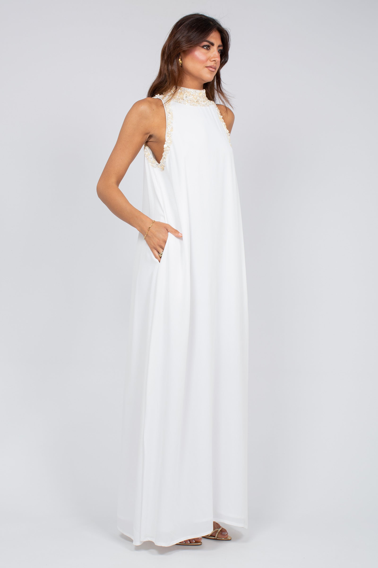 abito lungo con ricami al collo MS2623 WHITE MIRIAM STELLA 