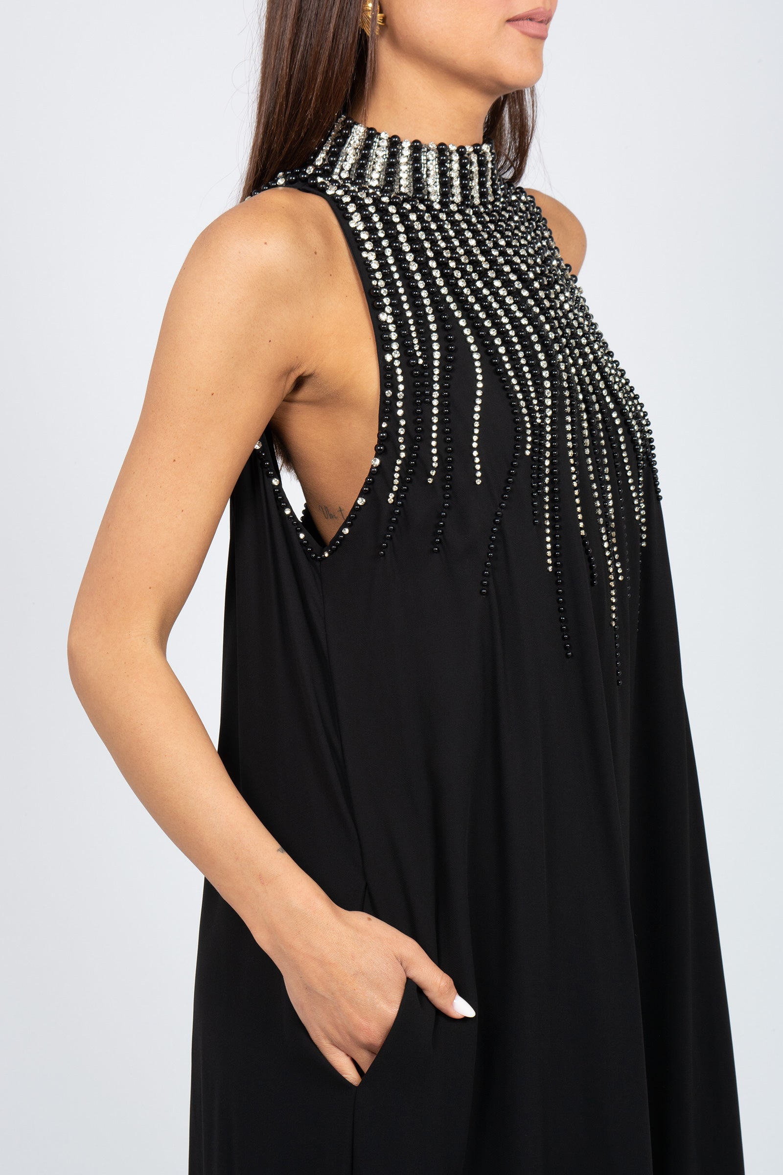 abito lungo con ricami e perle sul collo MS2630 BLK MIRIAM STELLA 