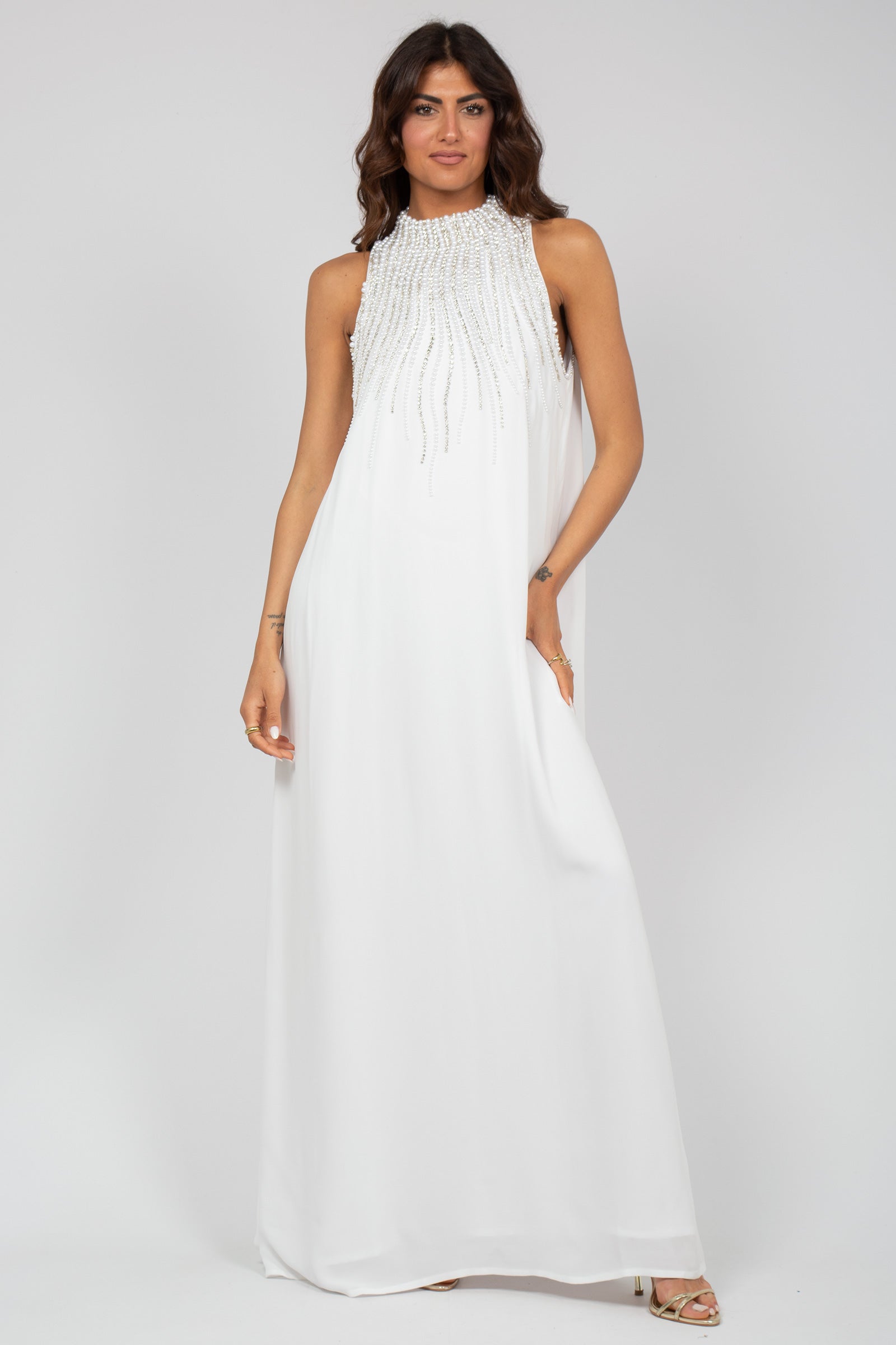 abito lungo con ricami e perle sul collo MS2630 WHT MIRIAM STELLA 