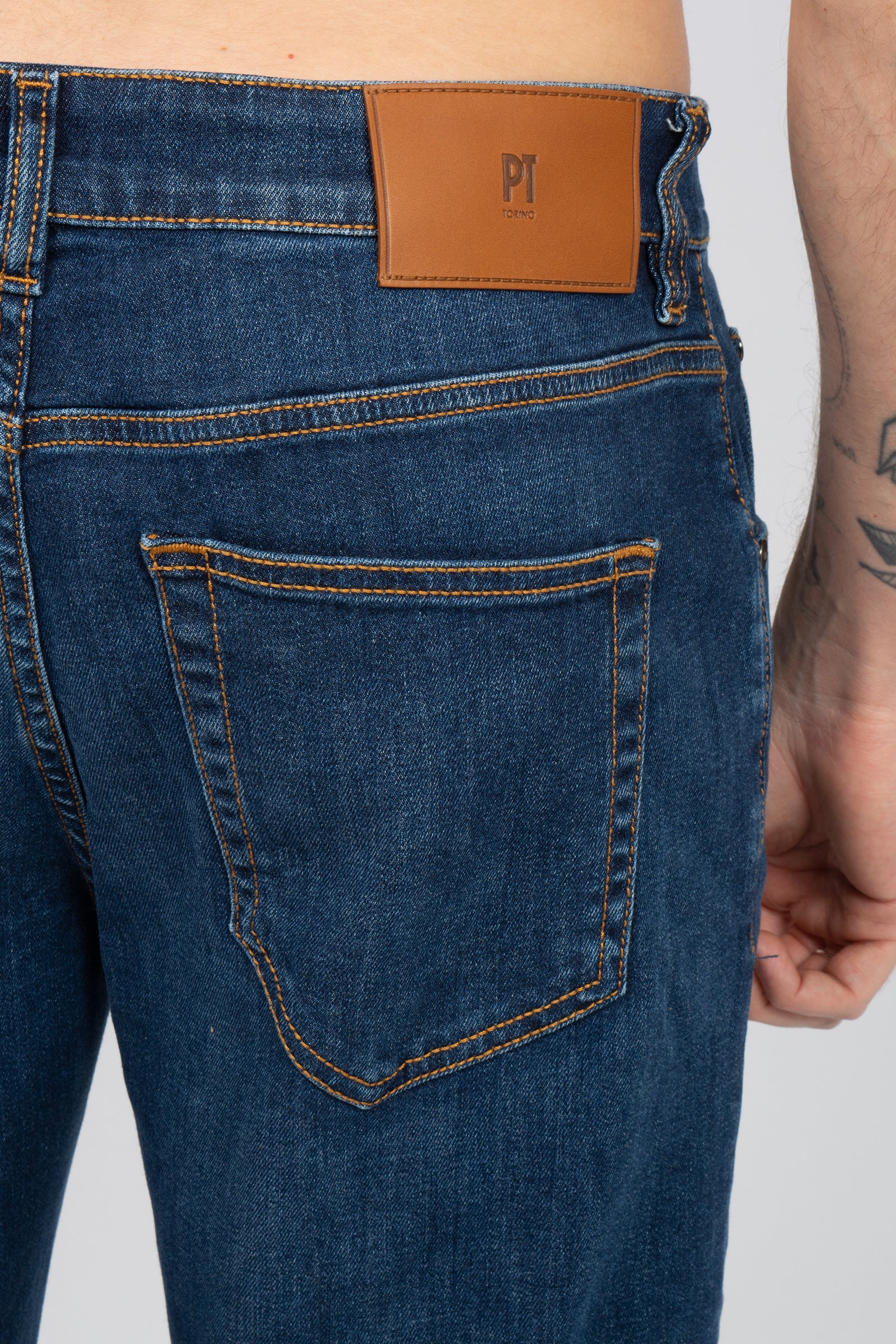 jeans in bull di cotone stretch 'raggae fit' C5TP05B0 IM5810MN25 PT TORINO DENIM 