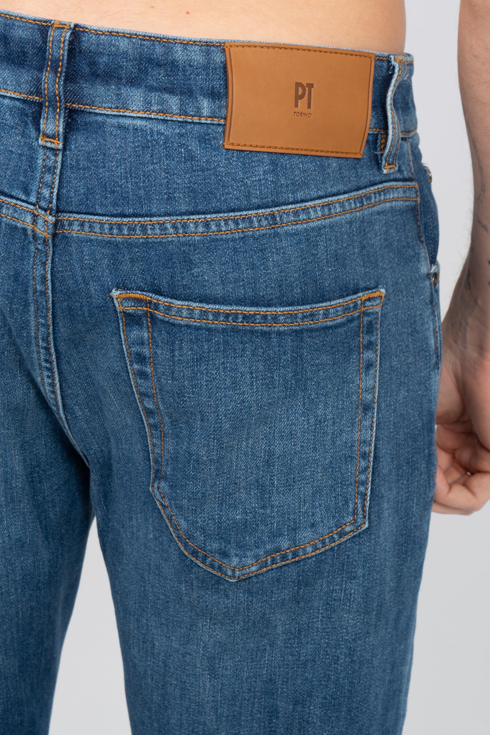 jeans in bull di cotone stretch 'raggae fit' C5TP05B0 TX1610MI30 PT TORINO DENIM 