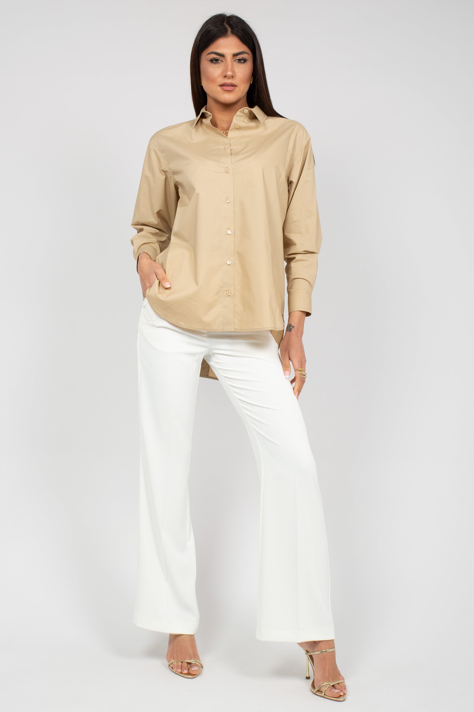 camicia oversize con bottoni sul retro M1AB0052 BEIGE SOLOTRE 