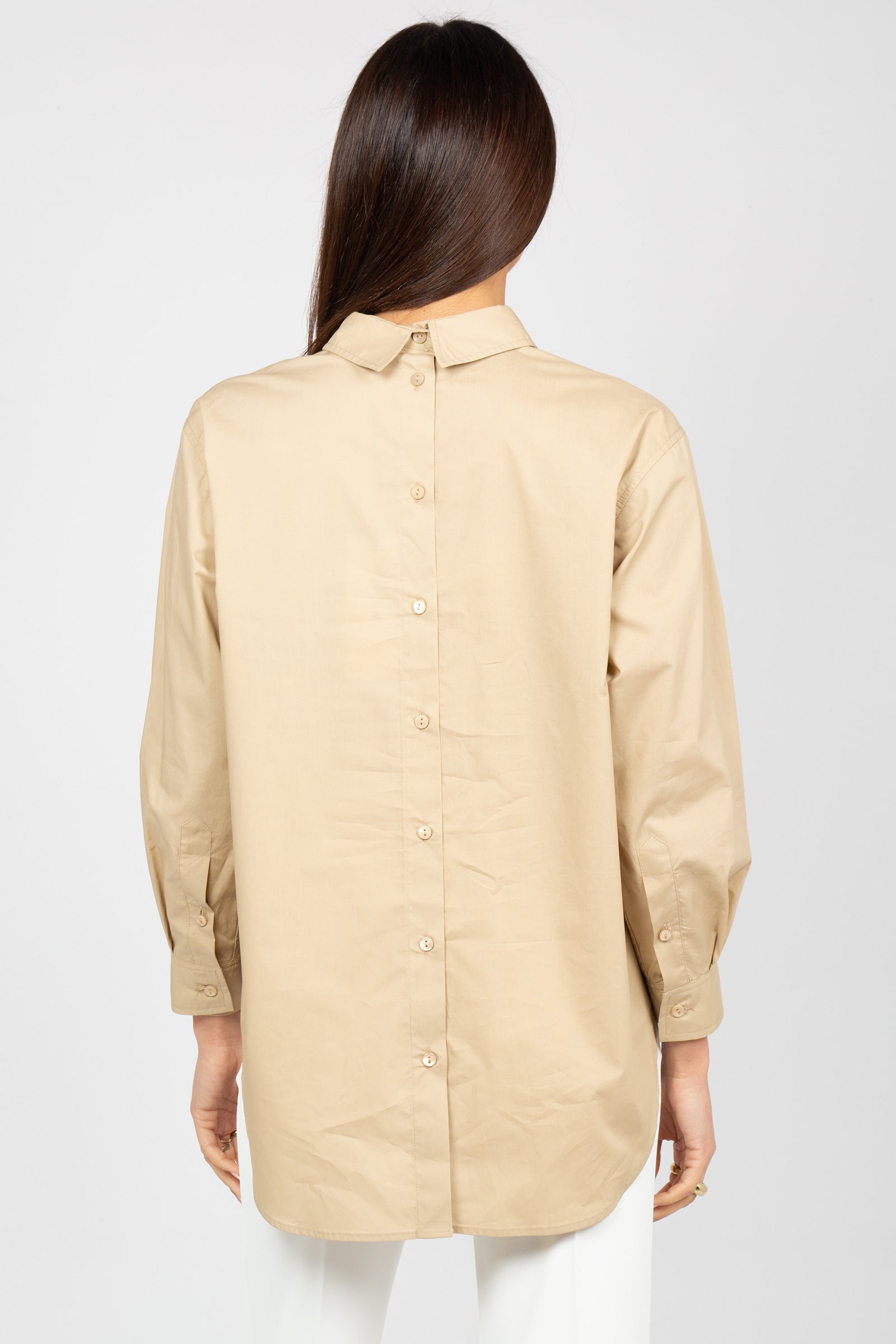 camicia oversize con bottoni sul retro M1AB0052 BEIGE SOLOTRE 
