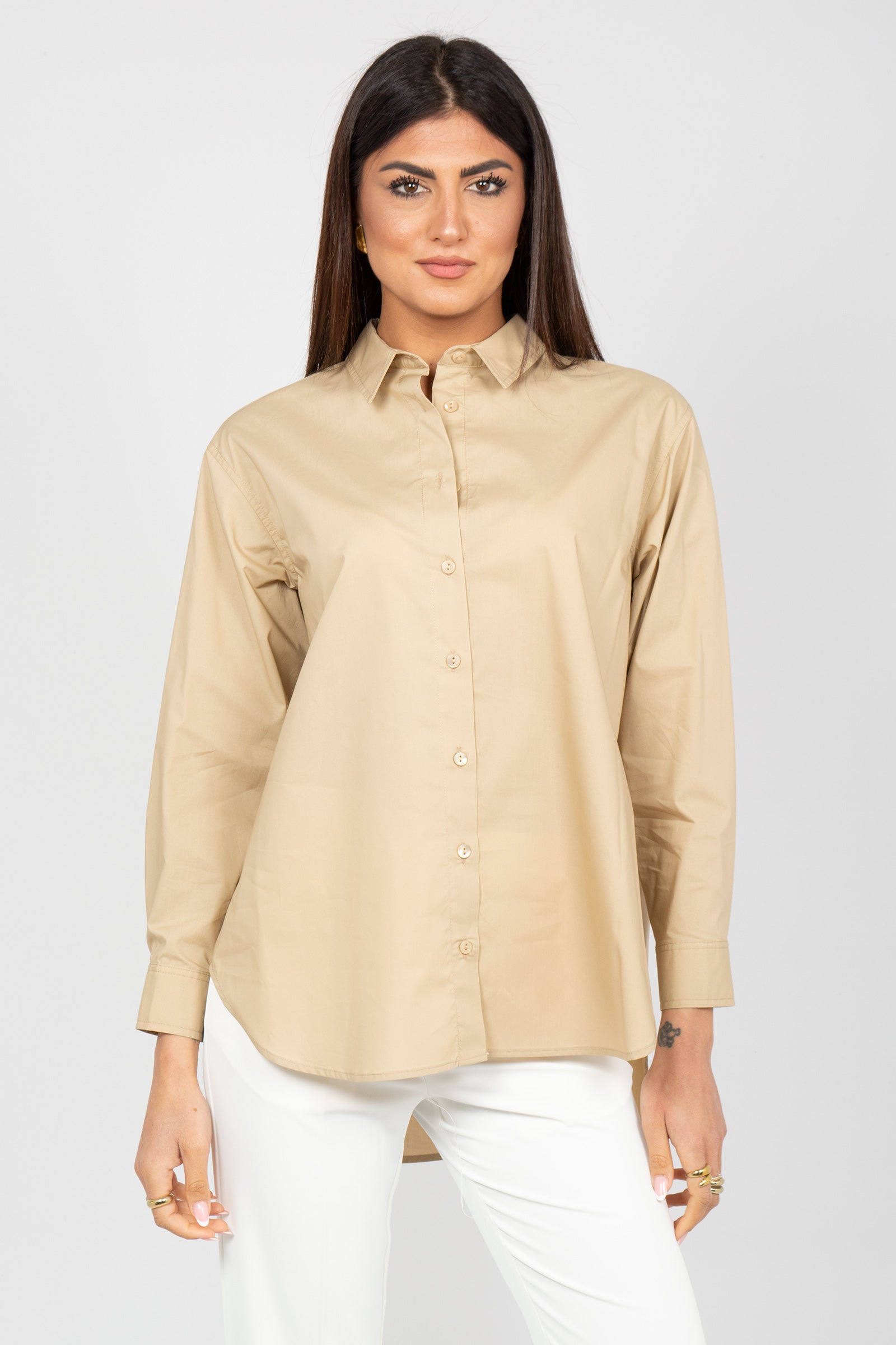 camicia oversize con bottoni sul retro M1AB0052 BEIGE SOLOTRE 
