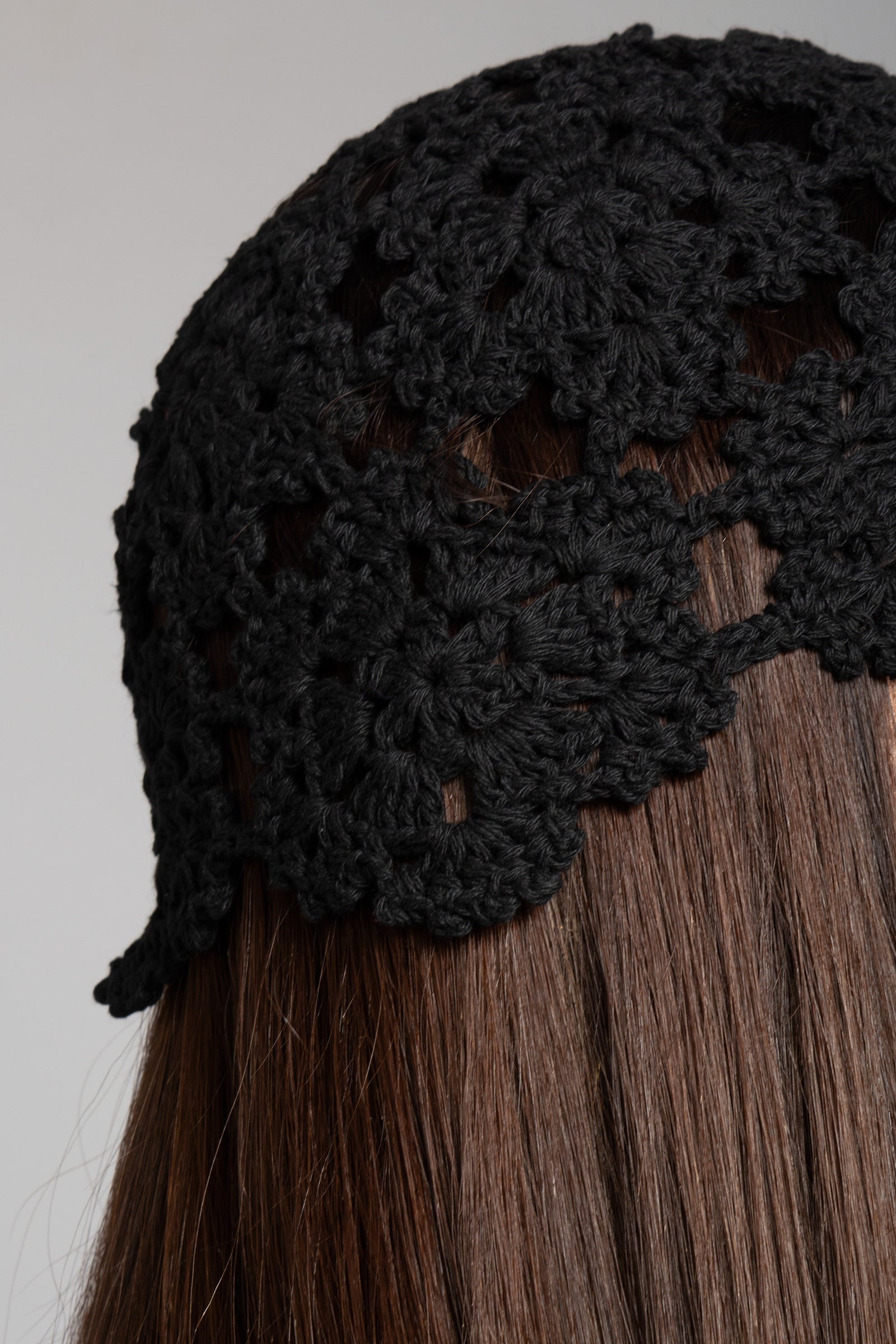 berretto crochet in cotone S26AS05 B169 WEILI ZHENG 