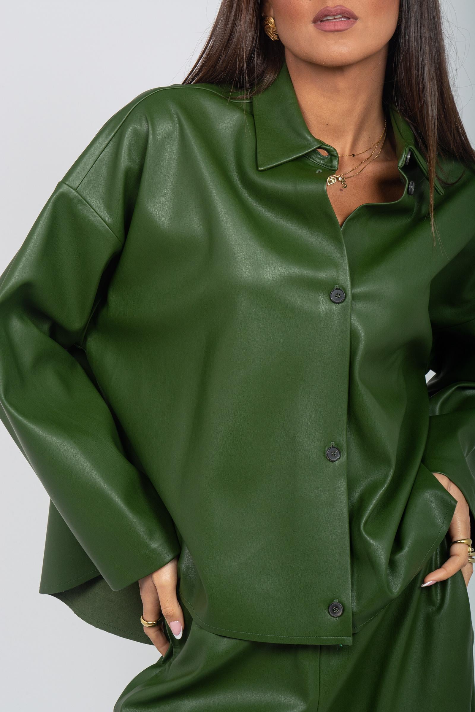 camicia oversize in ecopelle &#39;shiva&#39; SHIVADD08 OLIVA DOUUOD 