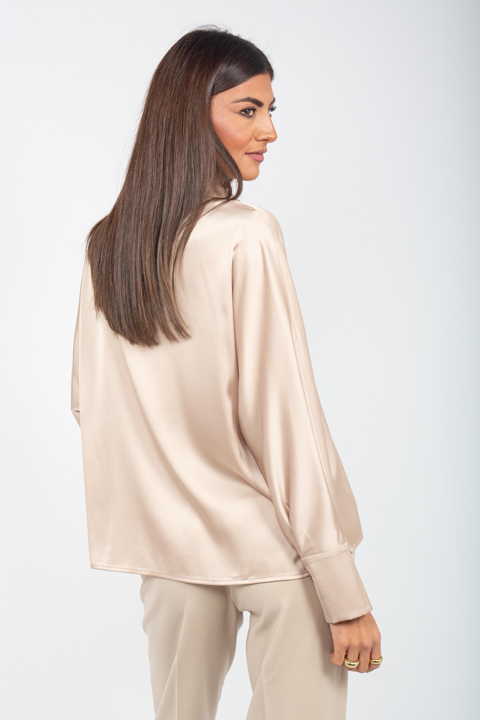 camicia oversize in raso fluido 61710 12 D.EXTERIOR 