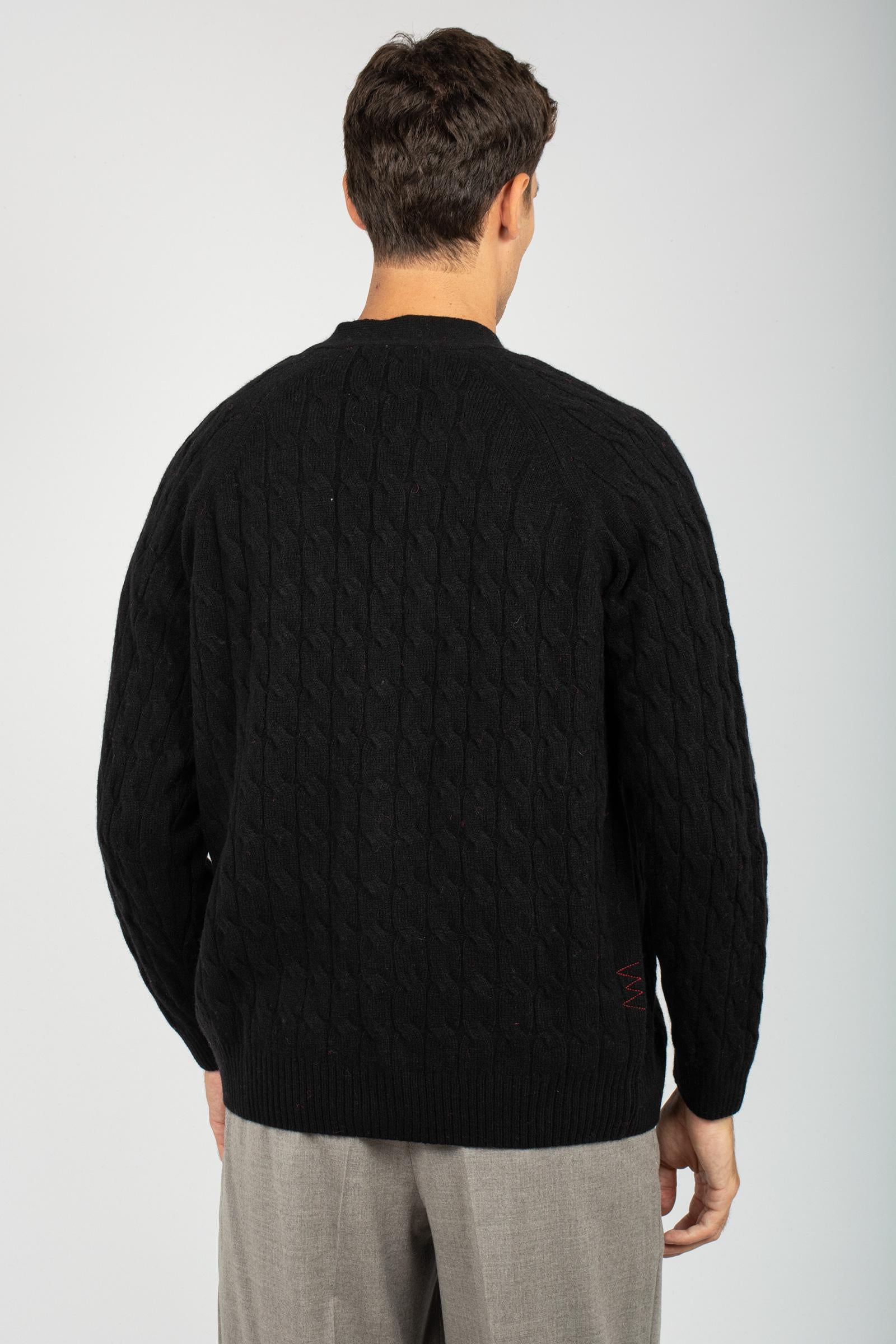 cardigan a trecce in lana B9F0106 NERO AMARANTO 