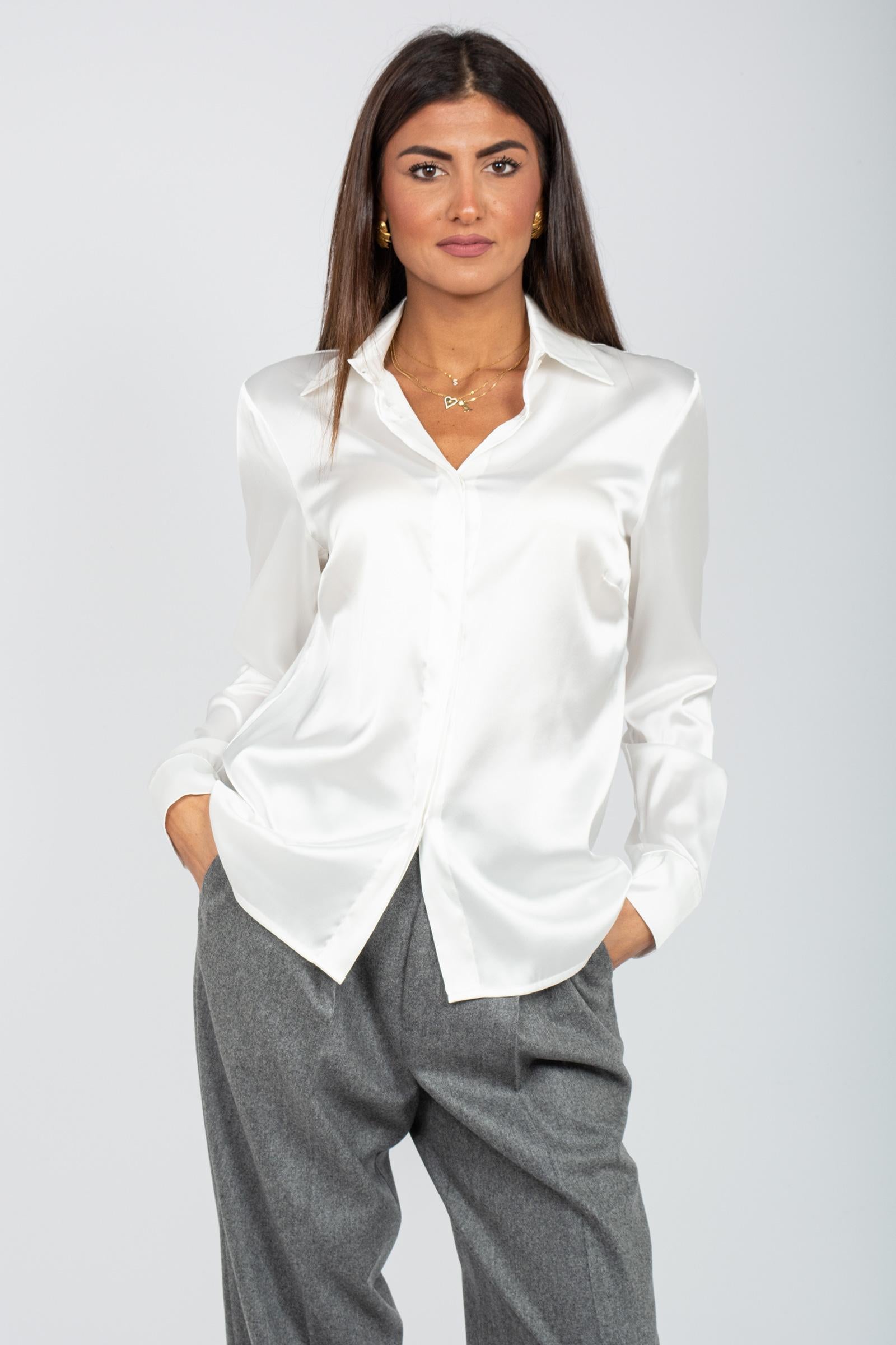 camicia slim in raso fluido 61706 1 D.EXTERIOR 