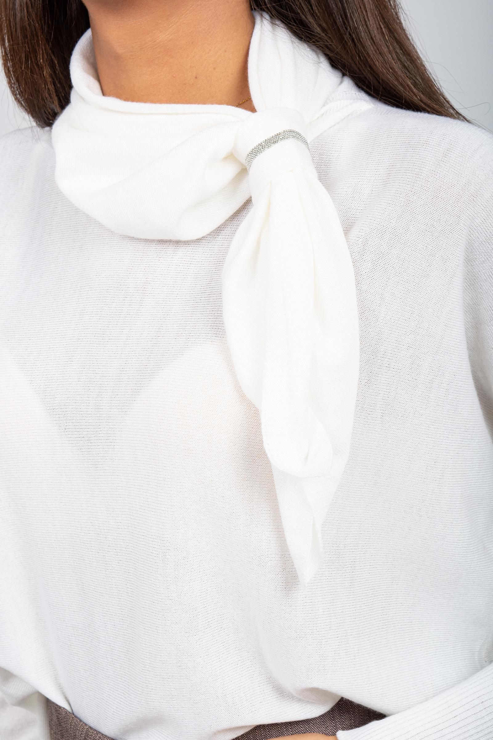 collo alto in merinos con catenella 61411 3 D.EXTERIOR 