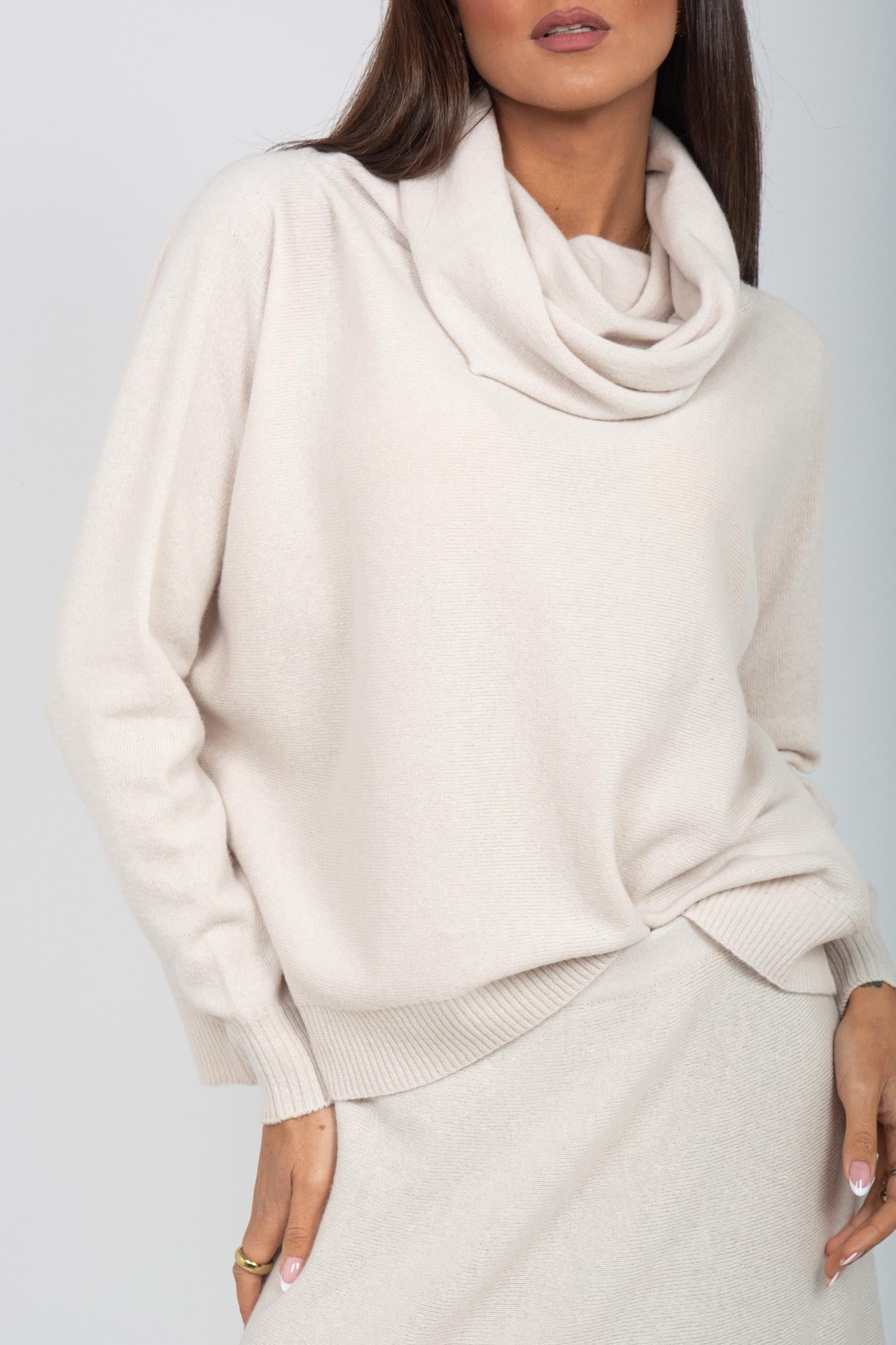 collo ampio in misto cashmere 61157 7 D.EXTERIOR 