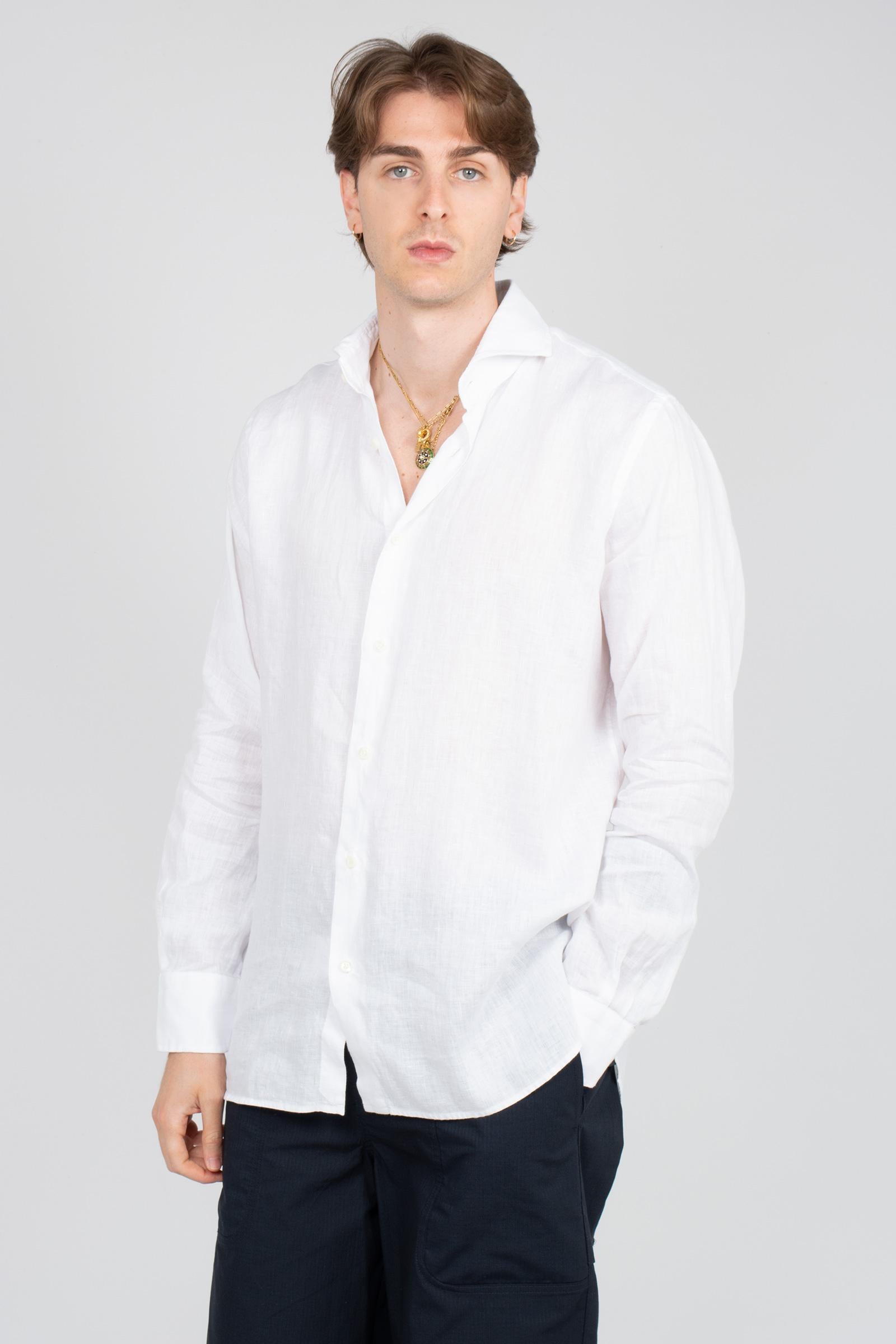 camicia in puro lino 34RHR27106811 01 BOLZONELLA1934 
