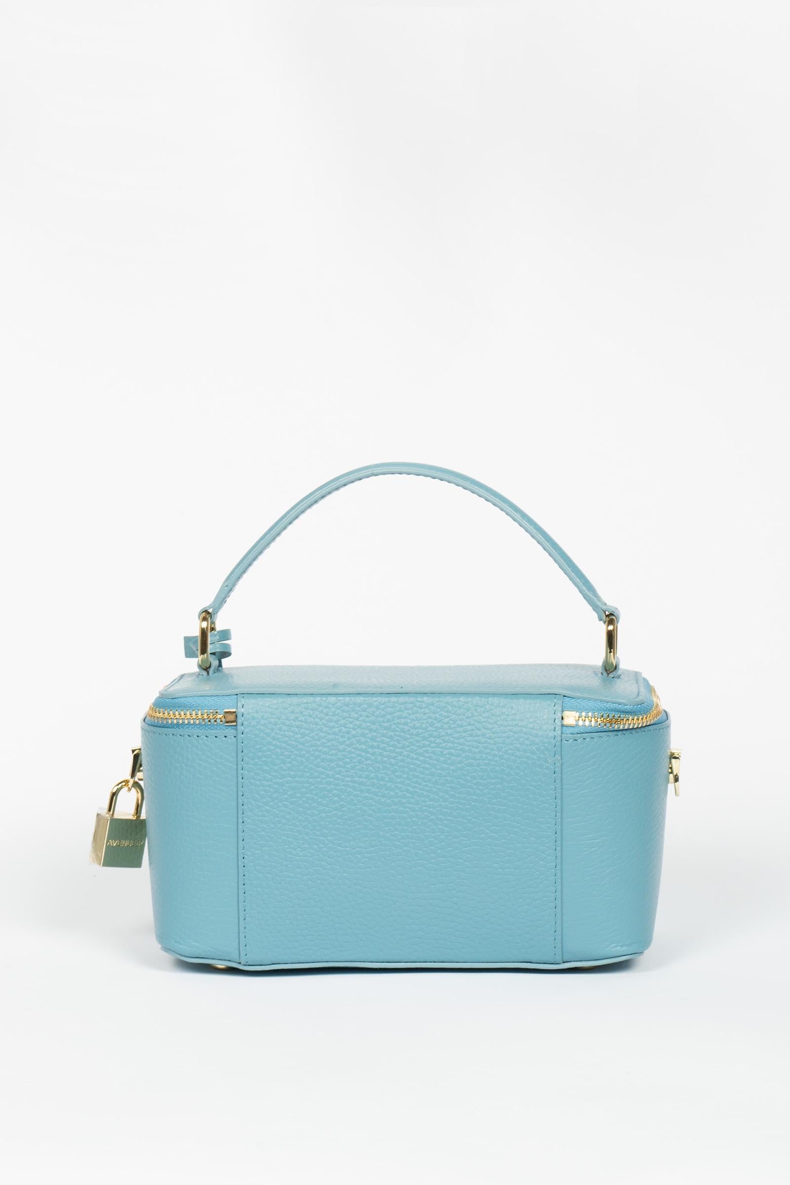 beauty in nappa martellana 'iman' IMANDOLLARO AZZURRO AVENUE 67 
