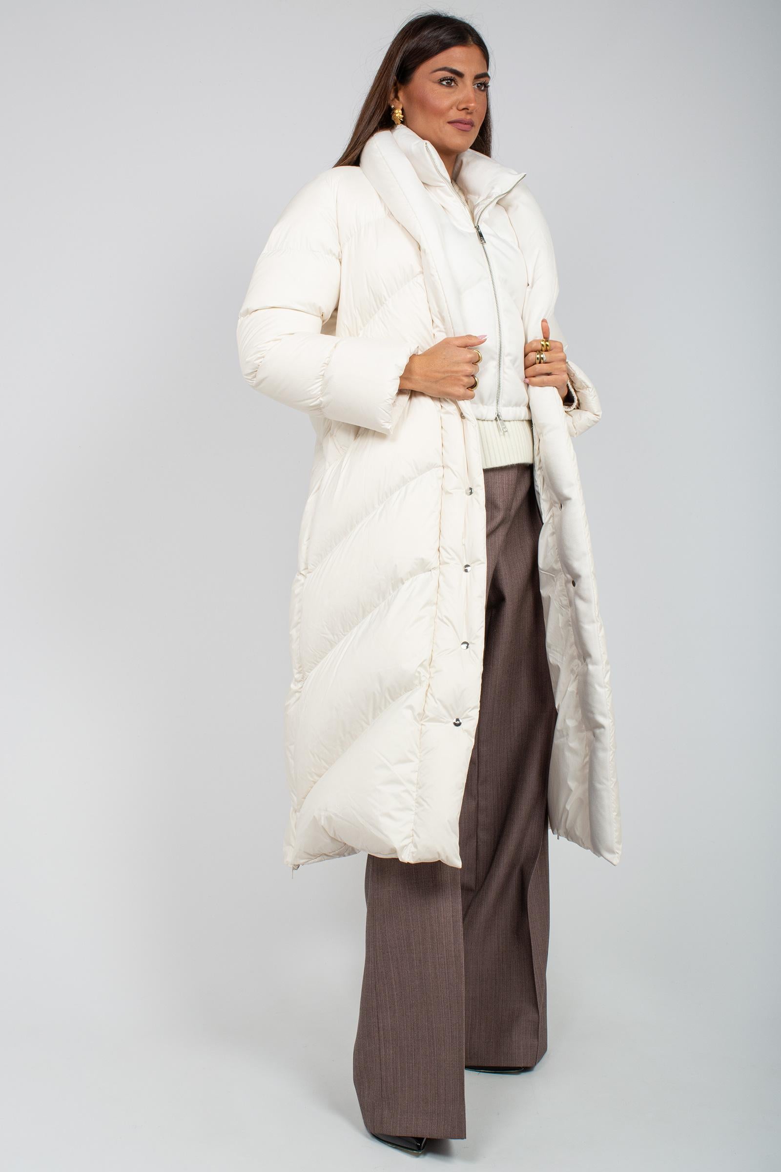 piumino lungo con cappuccio in nylon 12AWH445 RICE ADD 