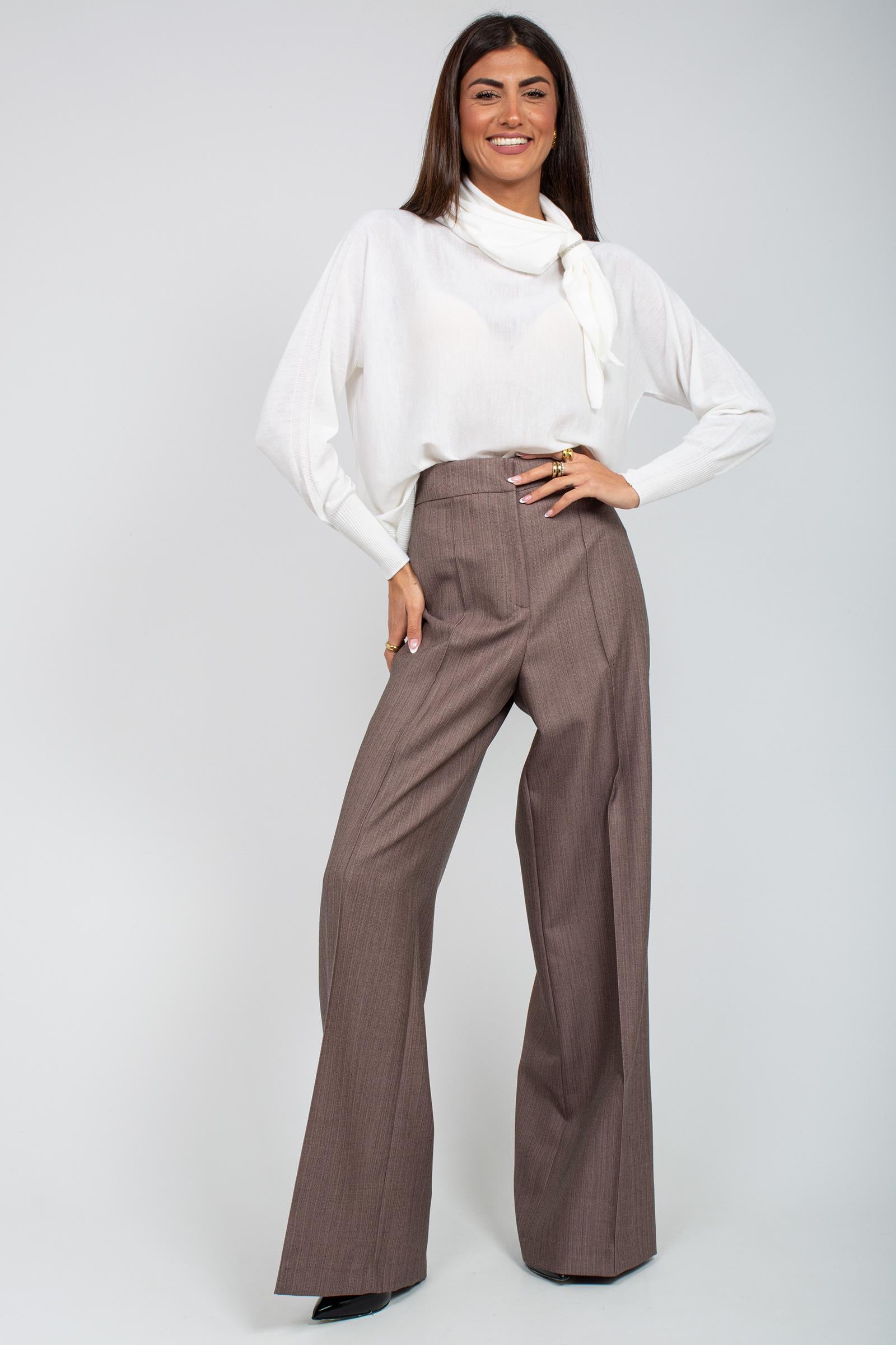 collo alto in merinos con catenella 61411 3 D.EXTERIOR 