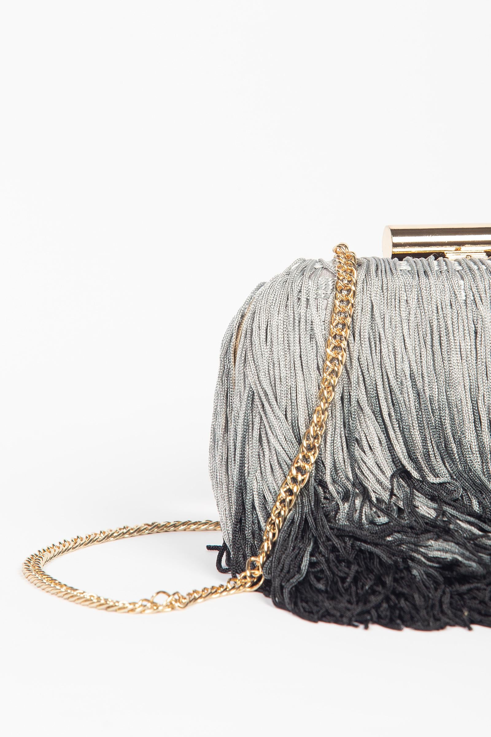 clutch rigida con frange ACA072 GRIGIONERO ANNA CECERE 