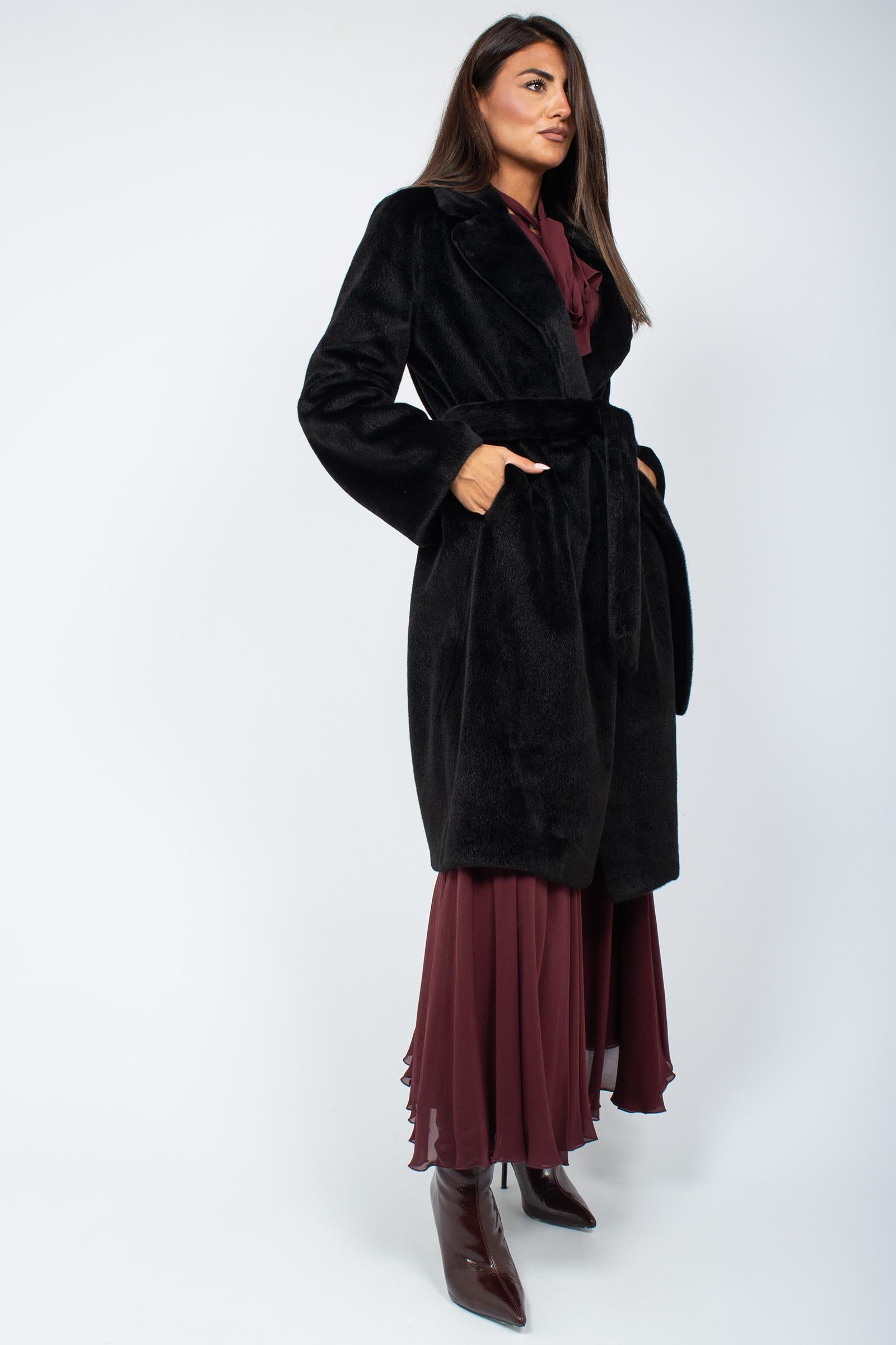 giacca in ecopelliccia PL326VELVET NERO SANGERMANO 