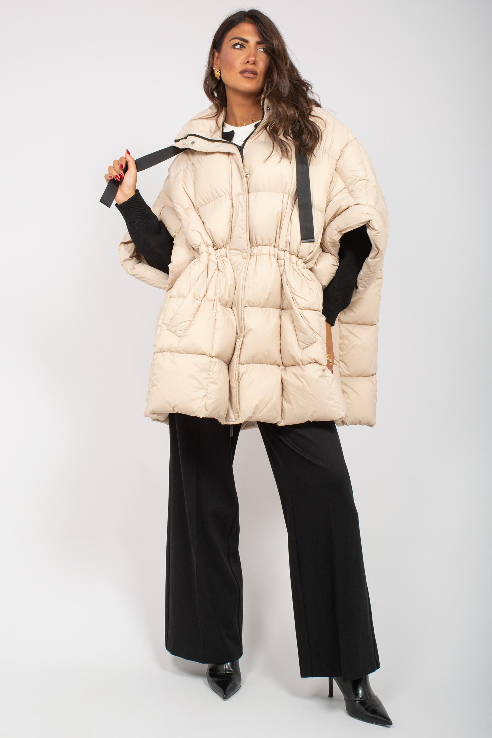 piumino oversize in nylon M1F0166 MANDORLA SOLOTRE 
