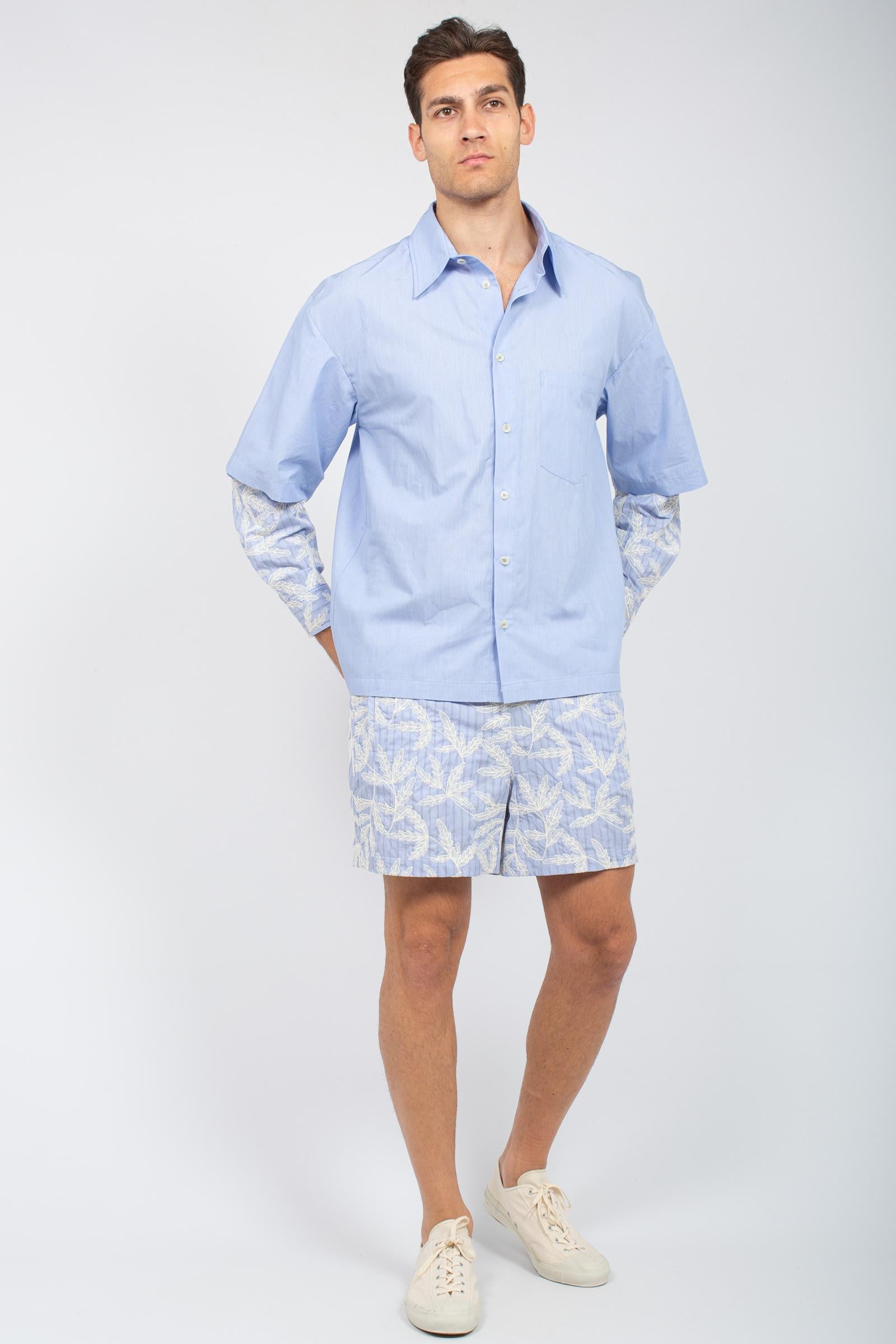 bermuda in cotone ricamato 2205C541 BLU C93 