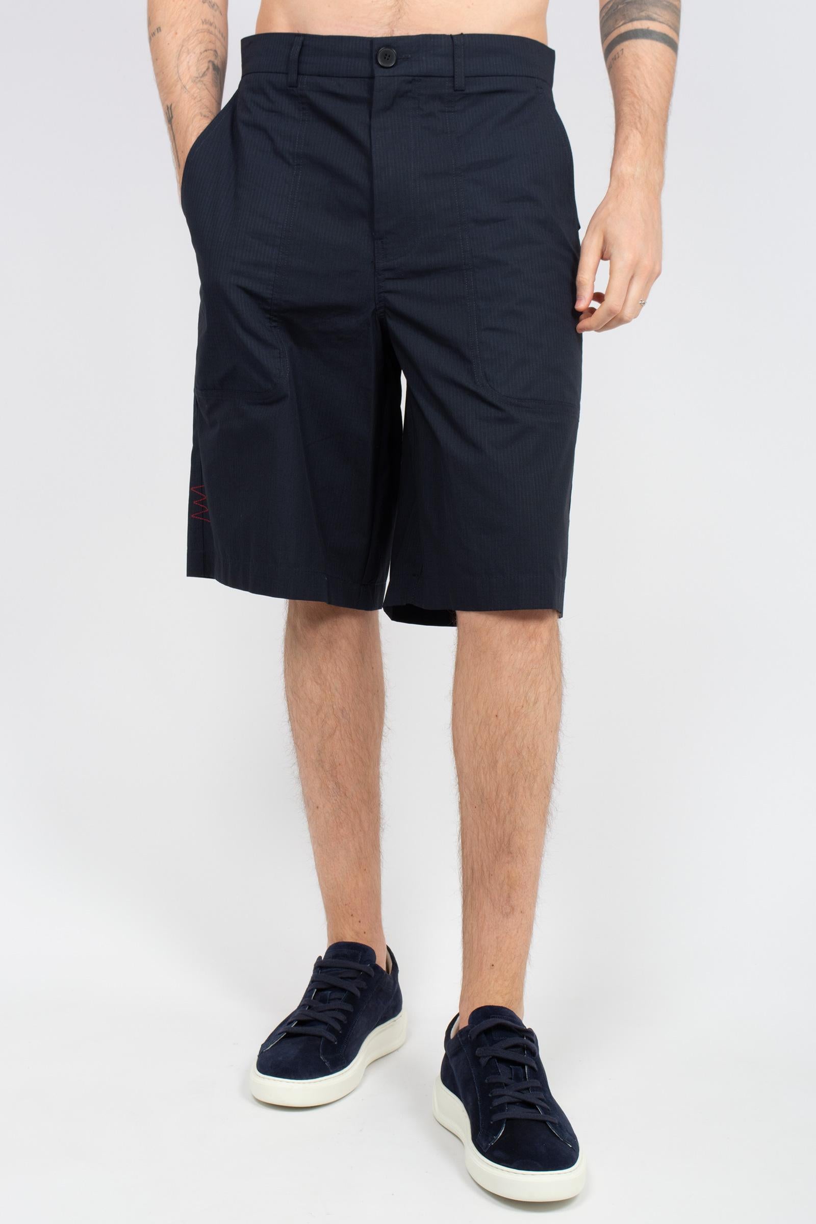 bermuda con pince in cotone B6AB0027 BLUE AMARANTO 