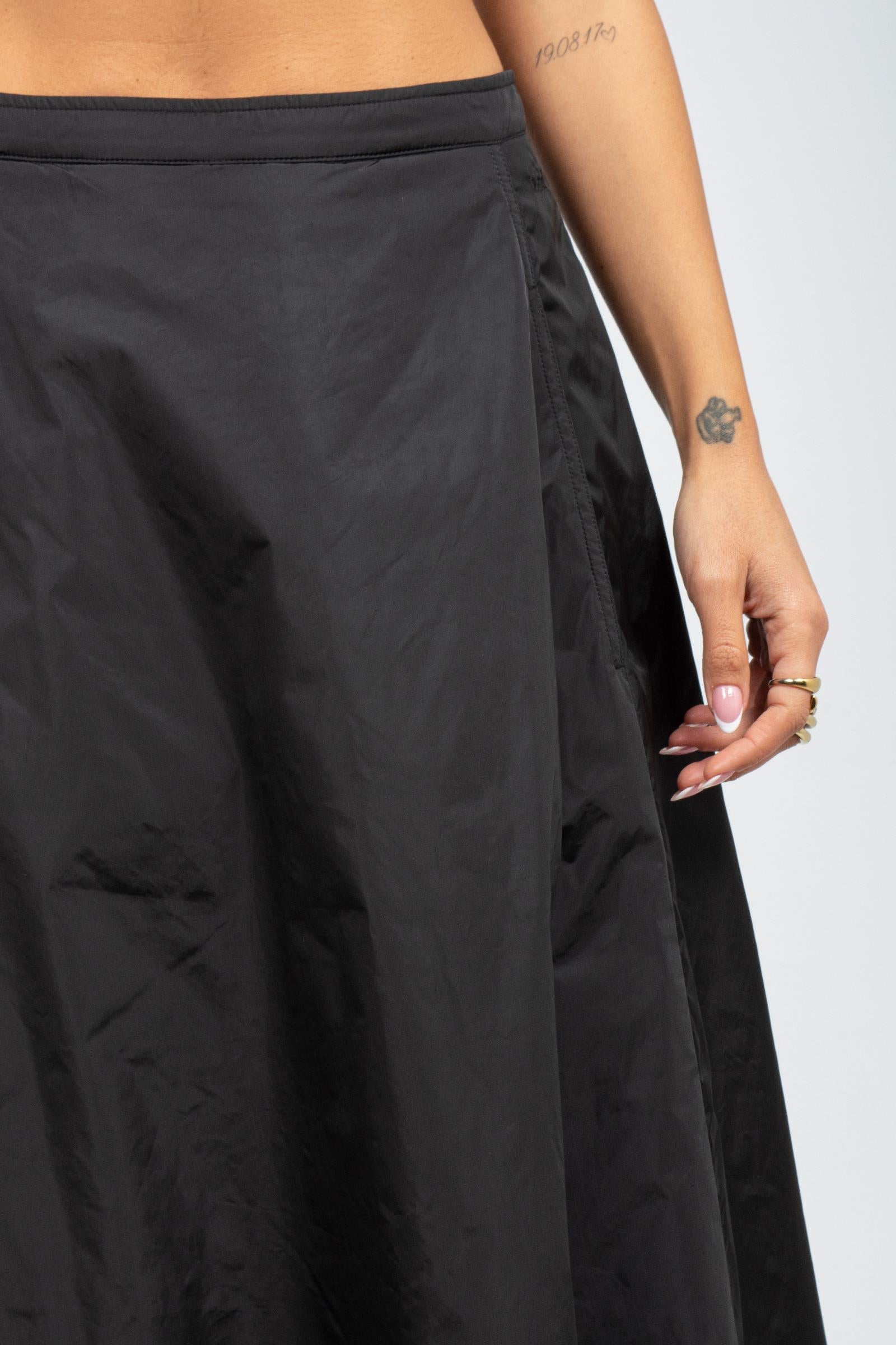 gonna padded in nylon 12AWL074 BLACK ADD 