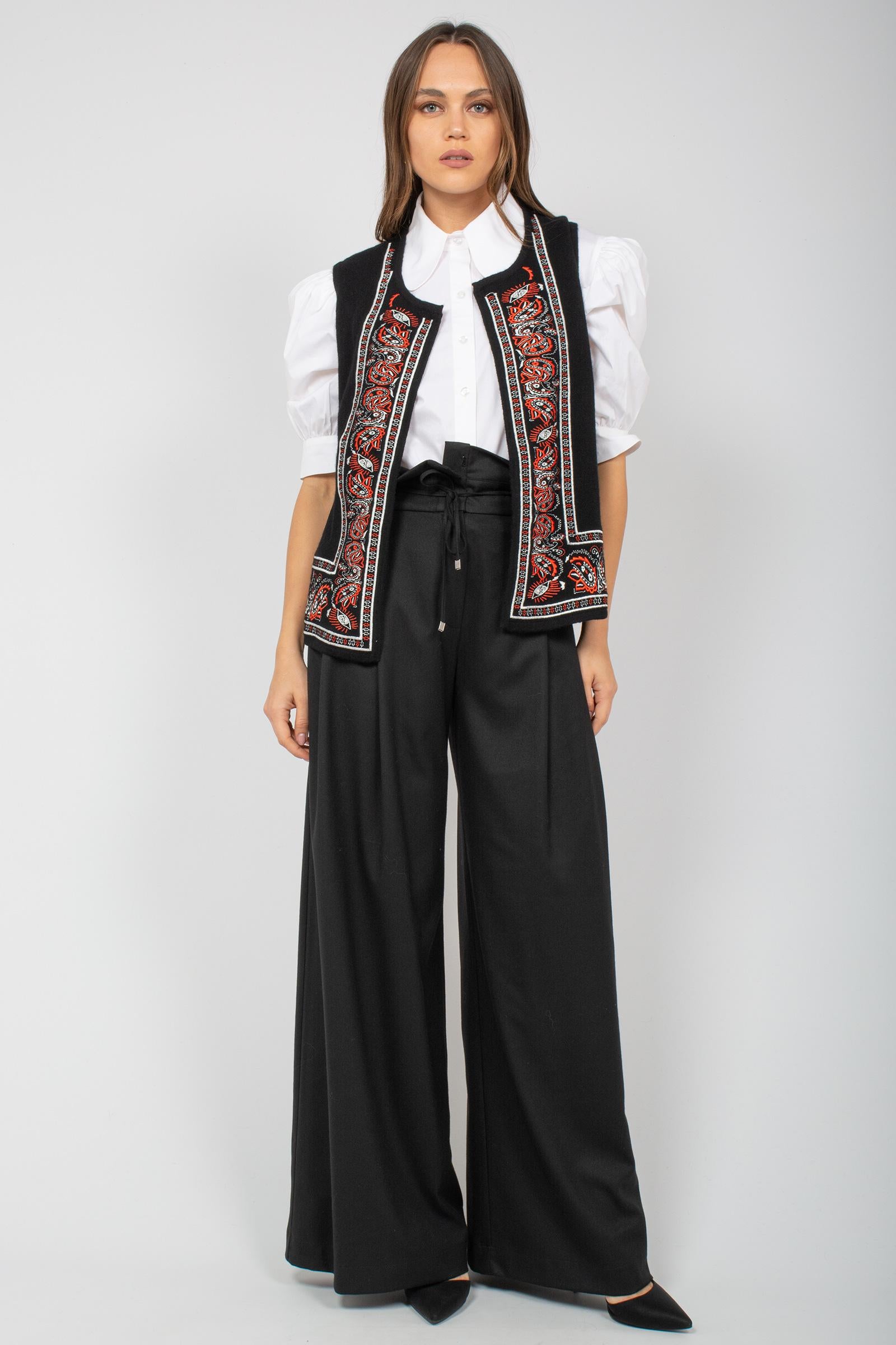 gilet ricamato in cashmere 4704118C NOIR NOT SHY 