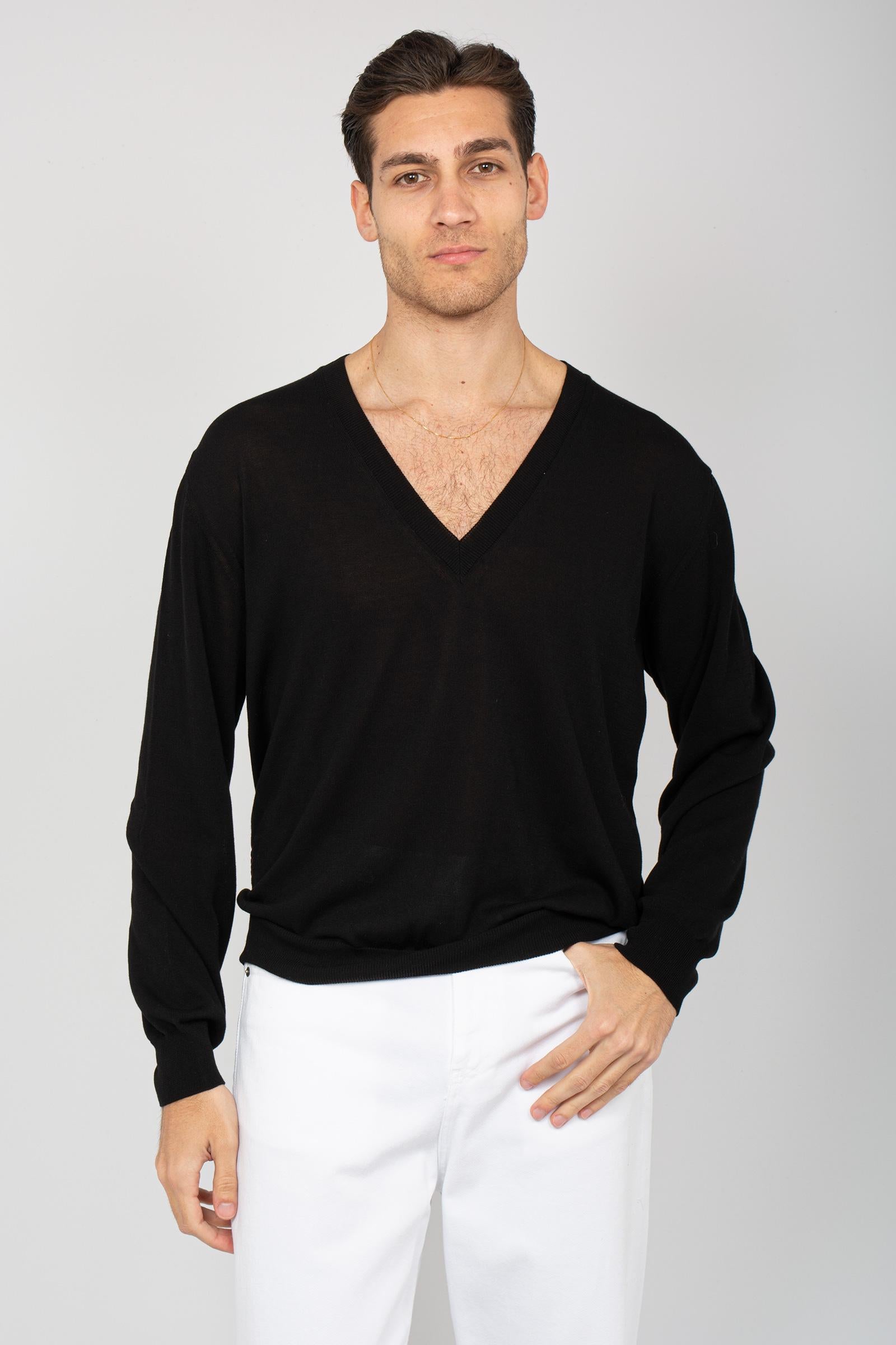 scollo v in cotone B9D0008D NERO AMARANTO 