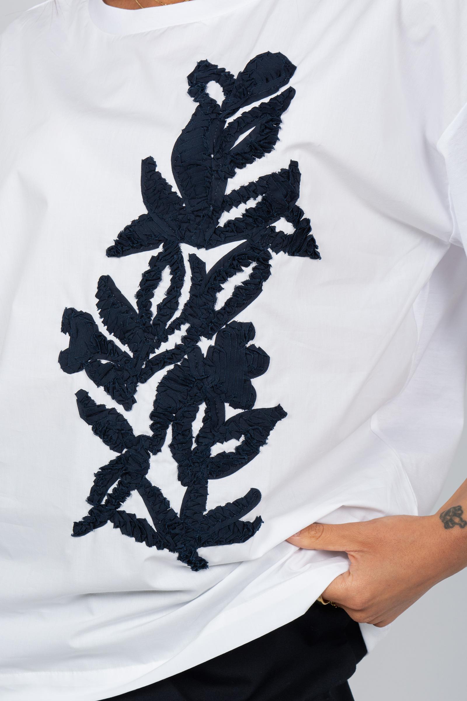 t-shirt in cotone con ricamo WH1301 0353 YC MILANO 