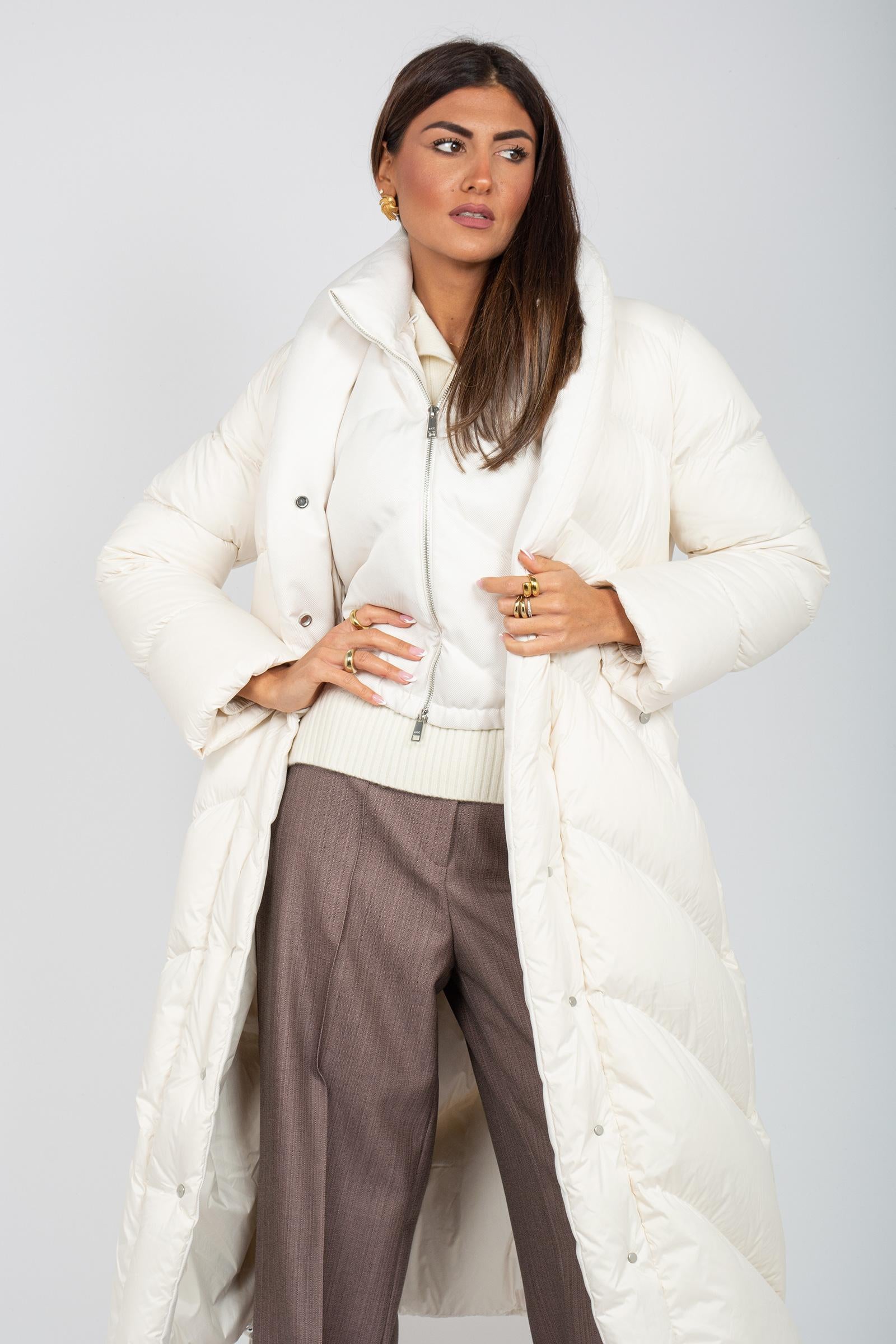 piumino lungo con cappuccio in nylon 12AWH445 RICE ADD 